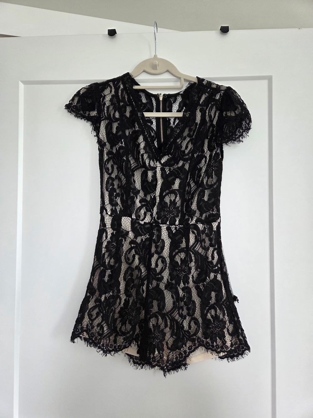 Elegant Black Lace V-Neck Romper